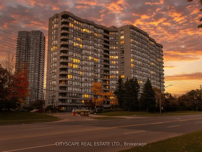 7460 Bathurst St #209 — Photo 1