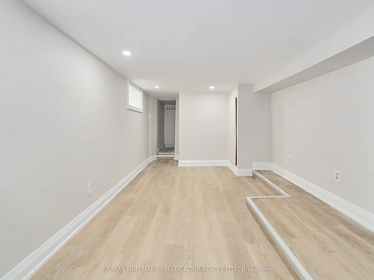 314 Nassau St — Photo 32