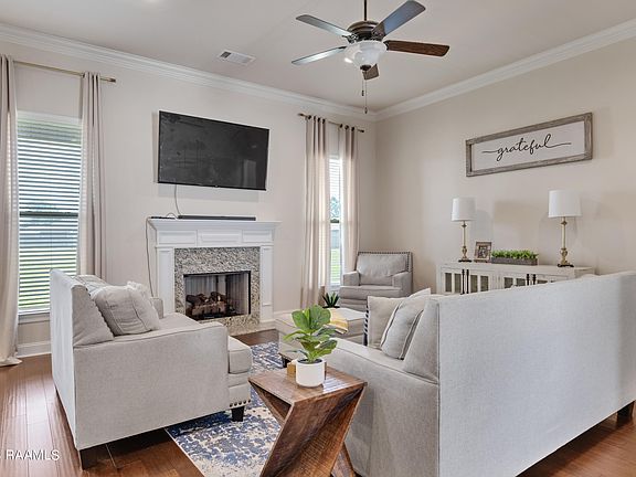4th image of 515 Bay Meadow Ln