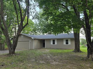 3863 W Driftwood St, Springfield, MO 65807