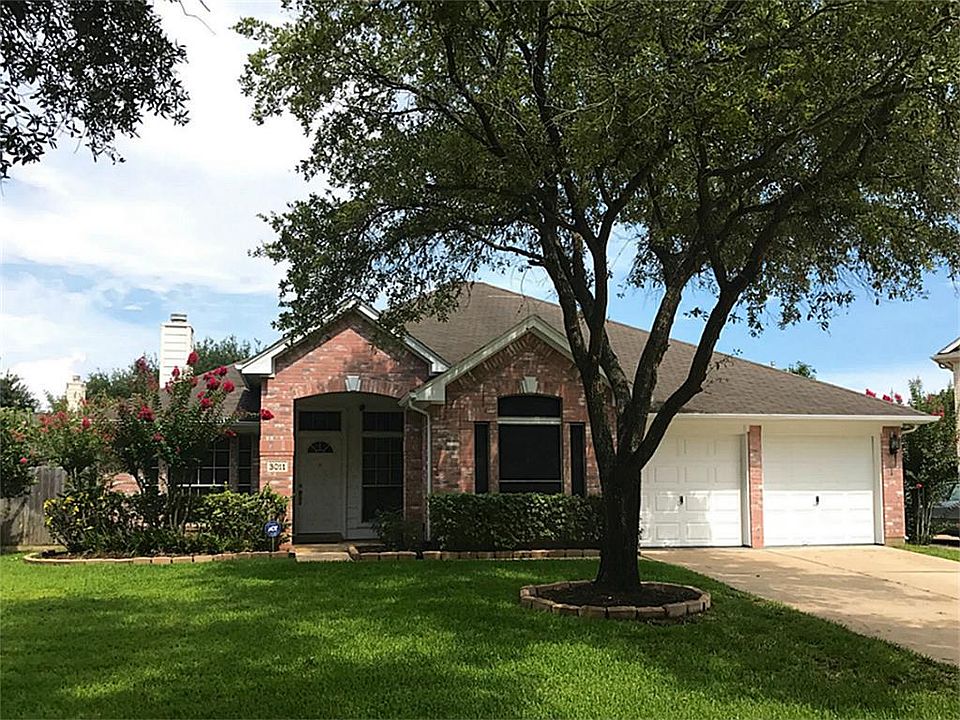 1st image of 3011 Bluegrass Ct