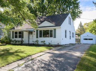 315 Oakhurst Ave, Kalamazoo, MI 49001