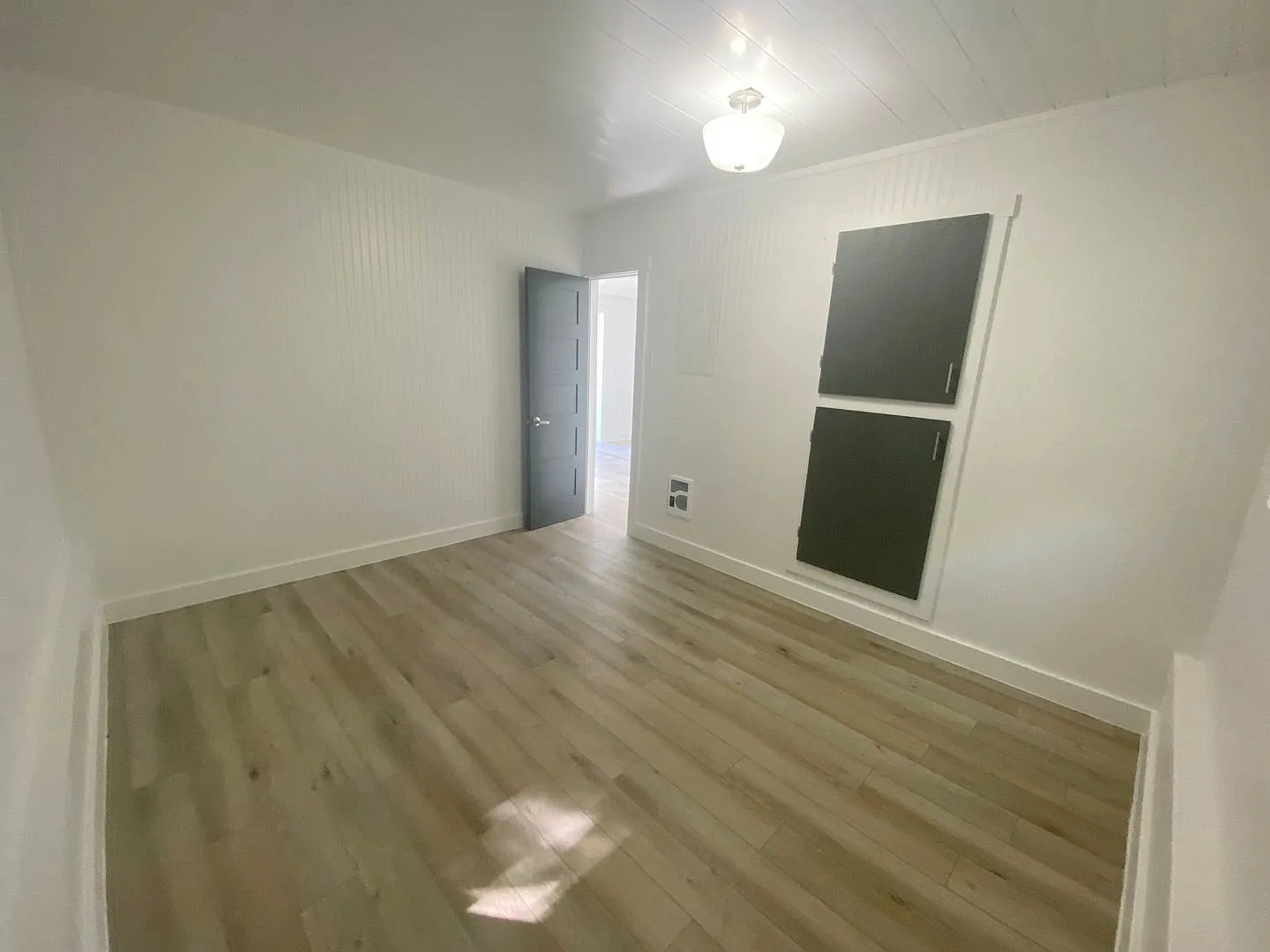669 W Marine Dr, Astoria, OR 97103 — Photo 4