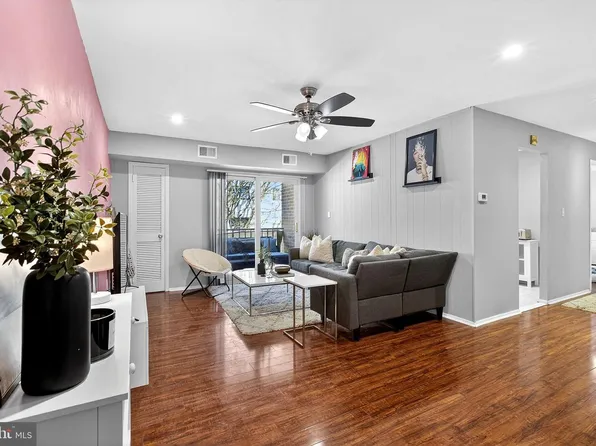 433 Governor Cir, Wilmington, DE 19809