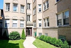 1st image of 6428 N Francisco Ave Unit 3B