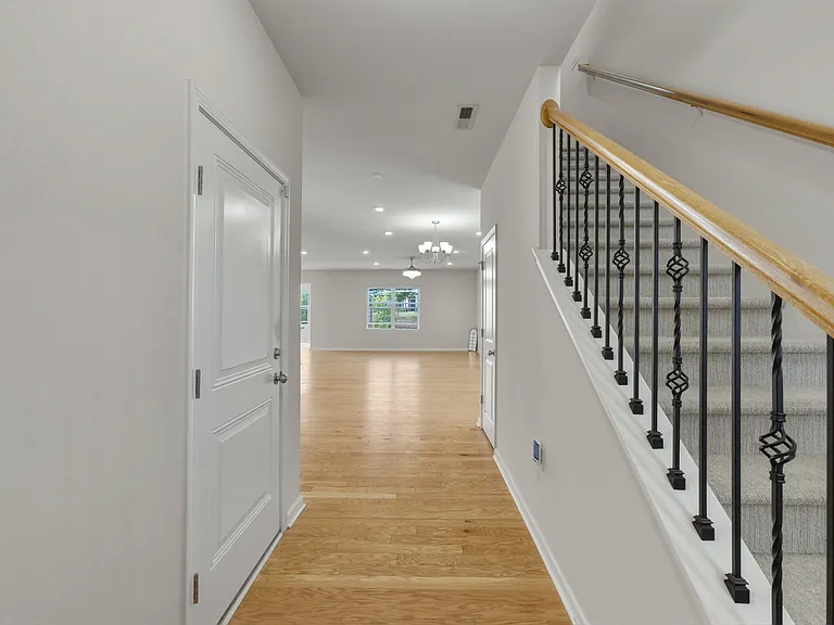 2132 Water Marsh Trl — Photo 4