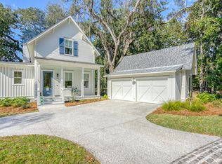 102 Gautier Pl, Beaufort, SC 29902