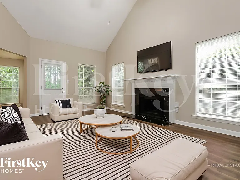 650 Durham Ridge Dr — Photo 4