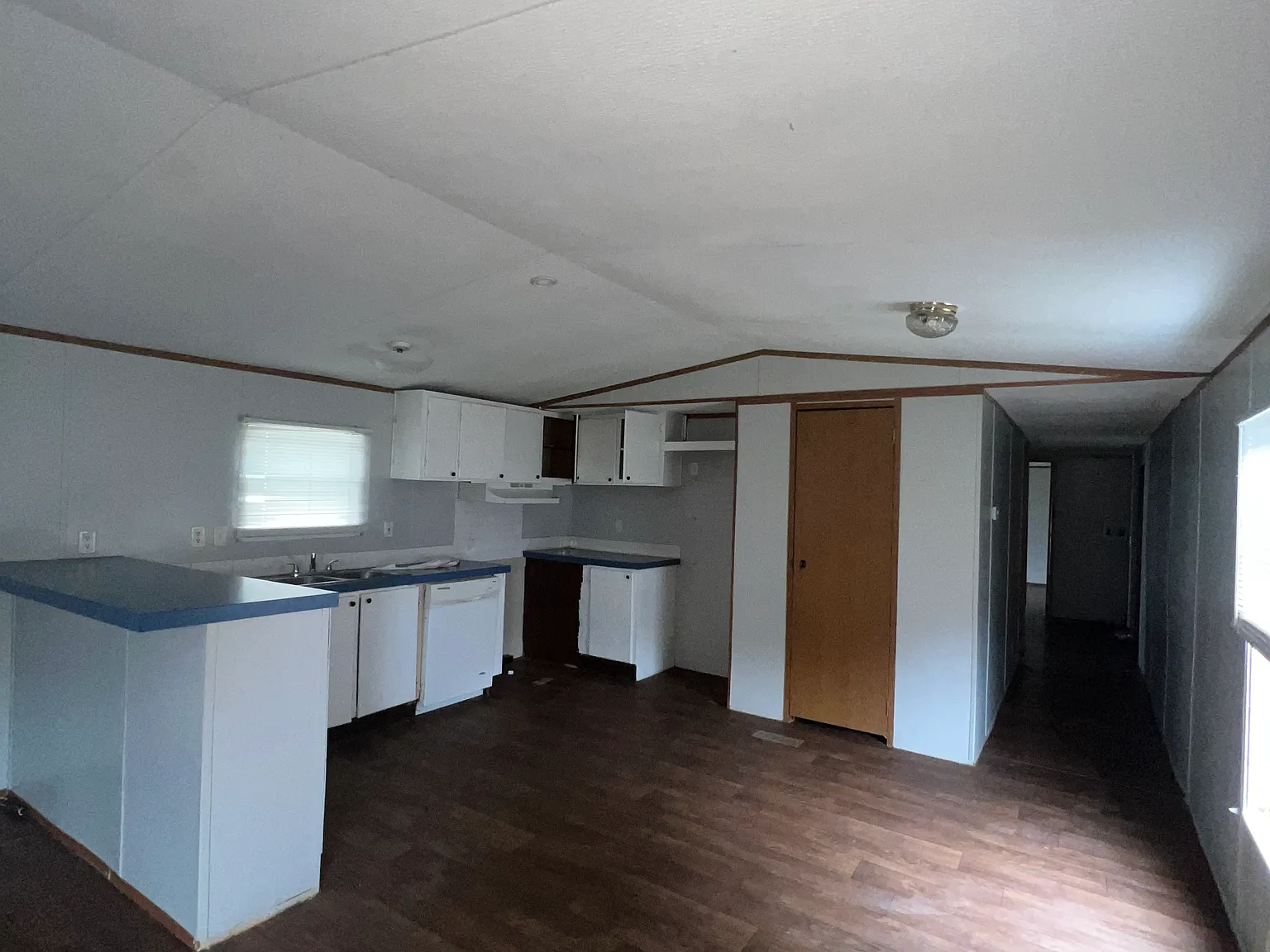 3 bed, 1216 sqft, $1,350 — Photo 4