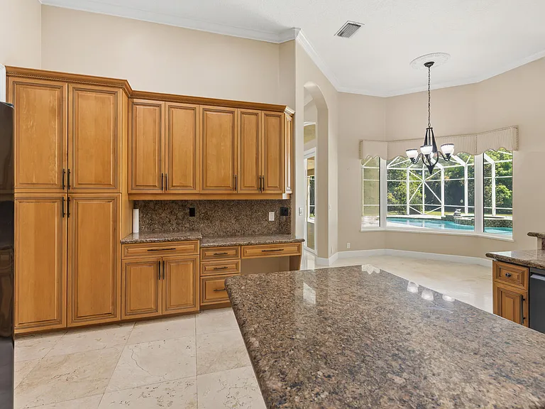 8480 Man O War Rd — Photo 14
