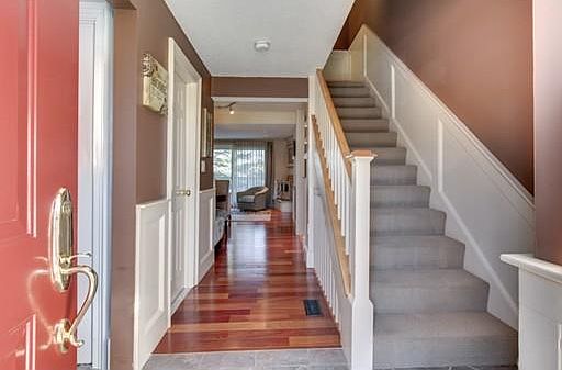 2nd image of 406 Lewis O Gray Dr
