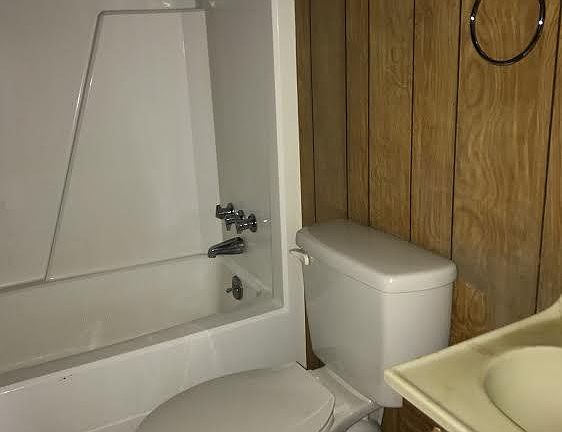 2nd image of 3979 Fm 1249 E #20