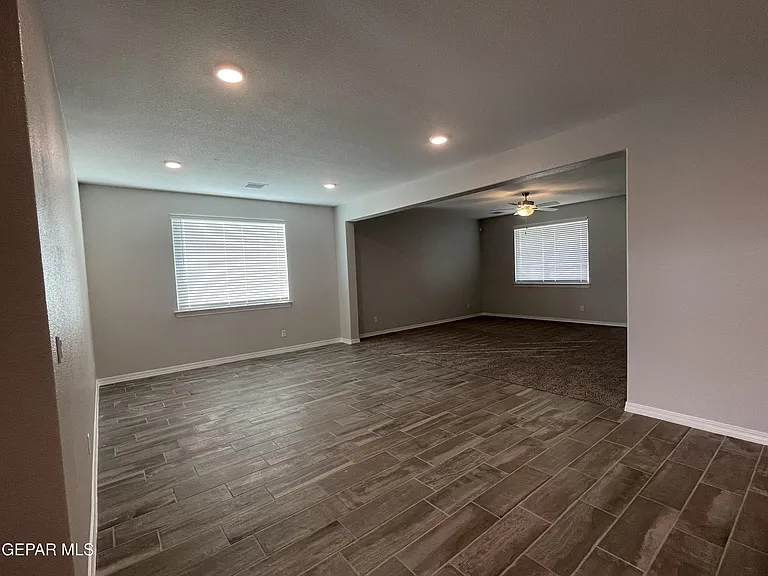 6009 Hidden Clove Ct — Photo 9
