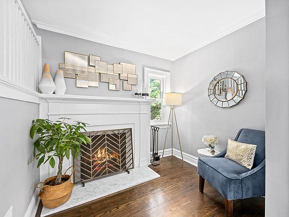 5th image of 306 Northwood Rd