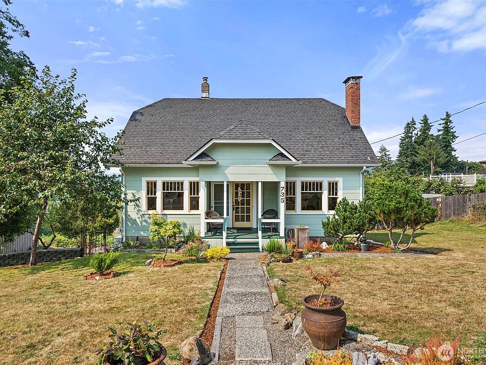 1st image of 735 Cowlitz Street E