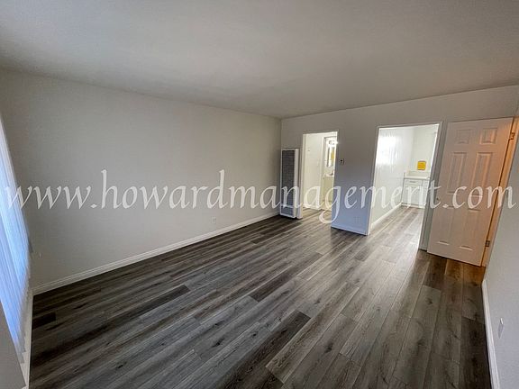 4th image of 3420 Federal Ave APT 3
