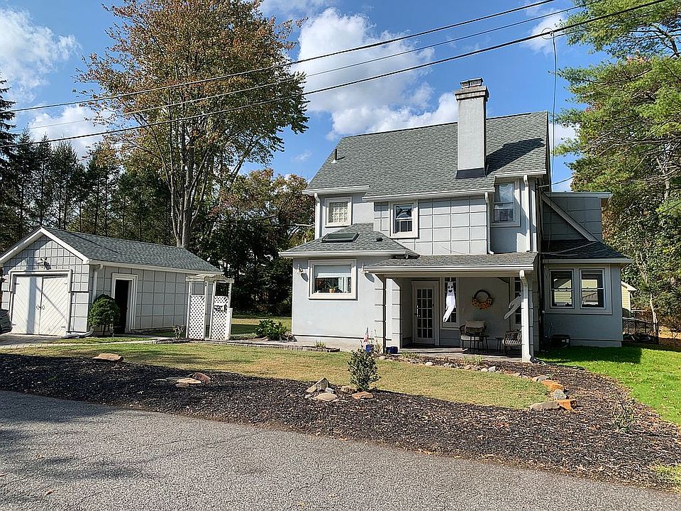 2nd image of 377 15th St