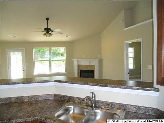 3rd image of 7688 Woodridge Dr W
