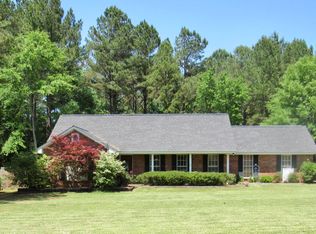 7863 Self Creek Rd, Starkville, MS 39759