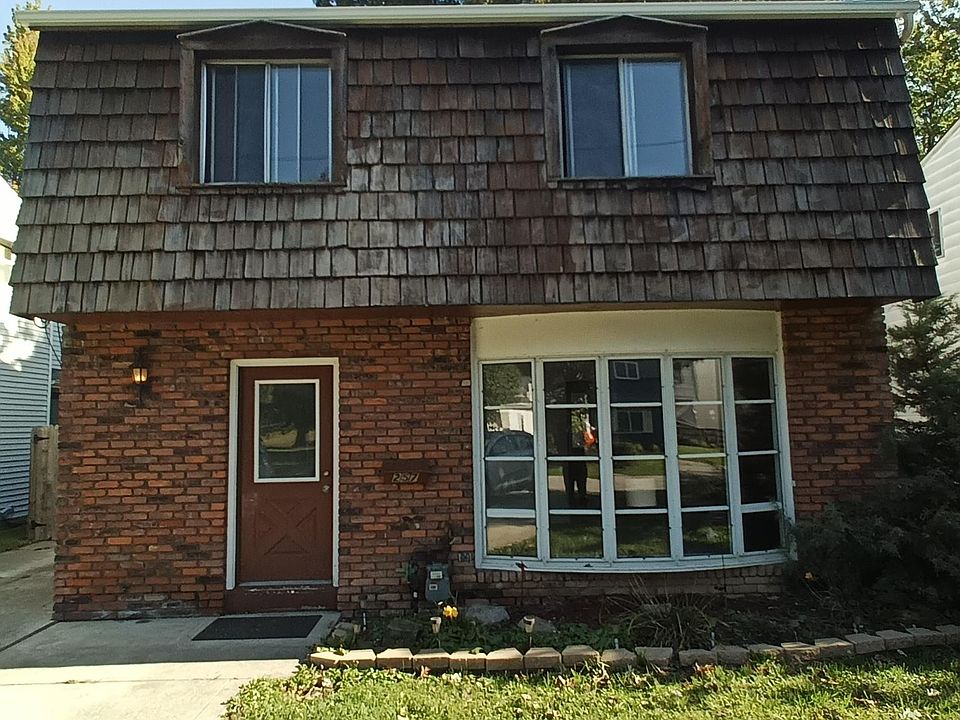 1st image of 257 Parkway Dr