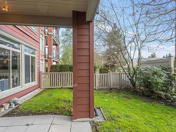 3rd image of 15385 101a Ave #102