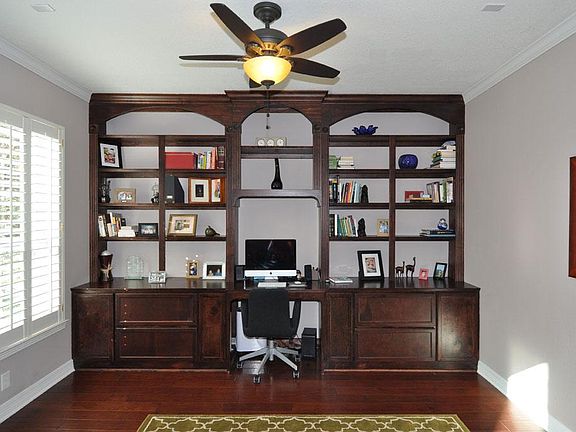 5th image of 22210 Baron Cove Ln