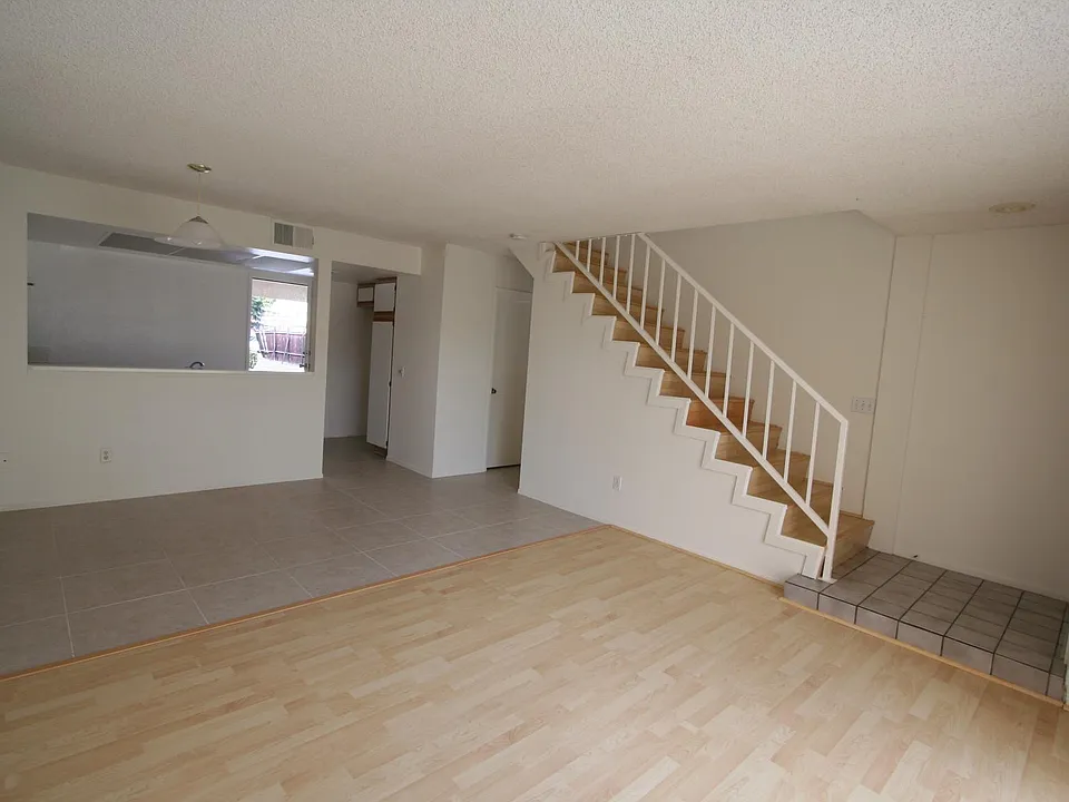 514 Bernard St