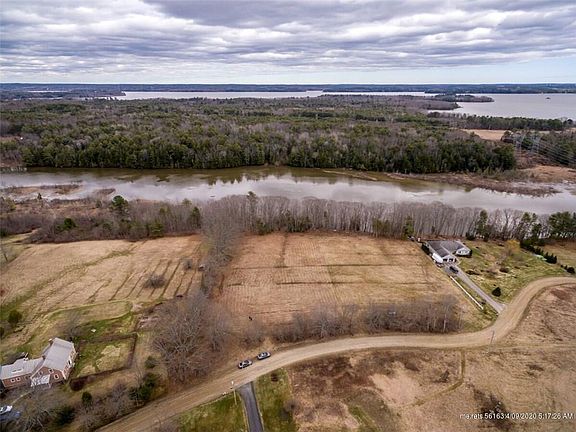 5th image of 18 Teal Ln