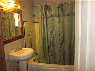 3rd image of 1714 Castlebrook Ct