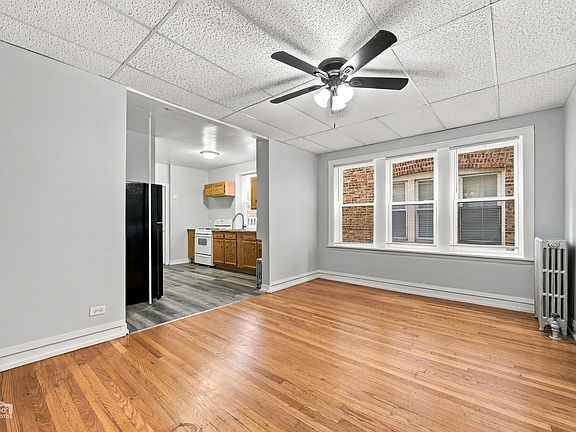 5th image of 7933 S Vernon Ave #2S