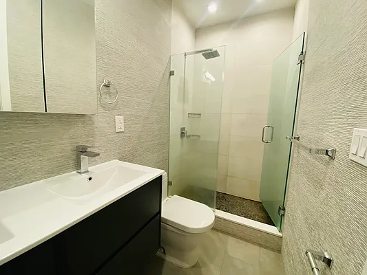 Rented by Aventana | media 24