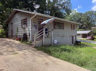 1005 Burford Ct, Doniphan, MO 63935