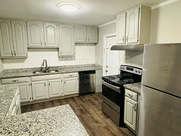 1505 Rambling Rd — Photo 5