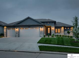 18929 Ruggles St, Elkhorn, NE 68022