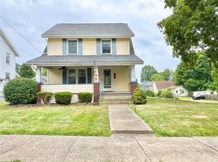 15 W Leasure Ave, New Castle, PA 16105