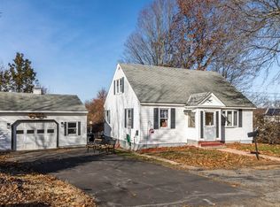41 Cleveland St, Gardner, MA 01440