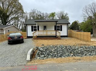 2316 Radiance Dr, Burlington, NC 27215