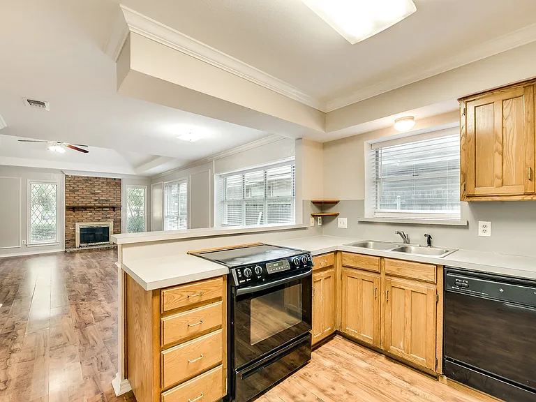 6108 Paradise Dr — Photo 12