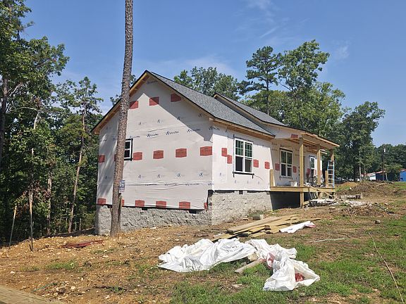 3rd image of 111 Bella Way