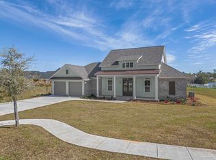 5736 Highland Lake Dr, Milton, FL 32583