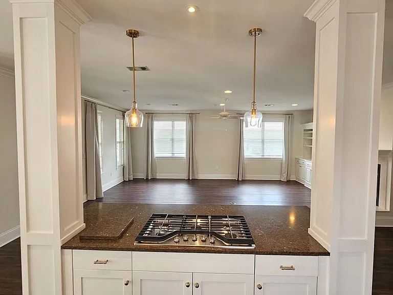 360 Tradewinds Dr — Photo 7