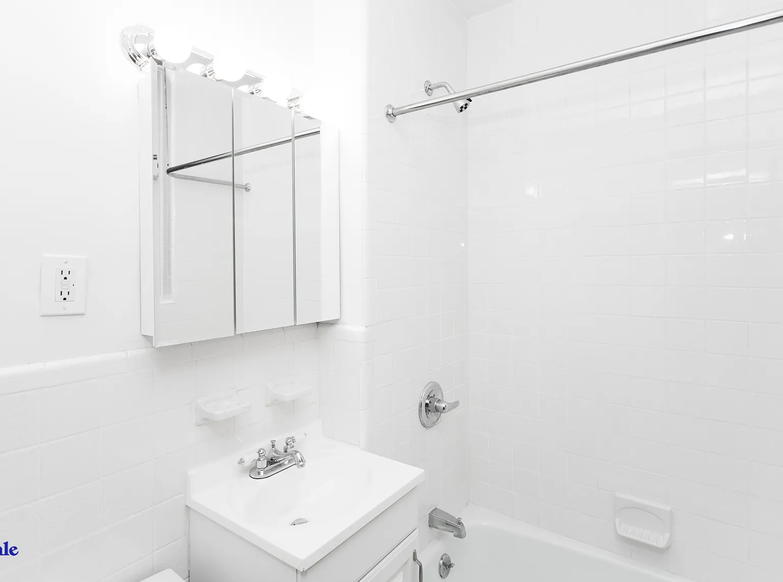 204 East 25th Street — Photo 4