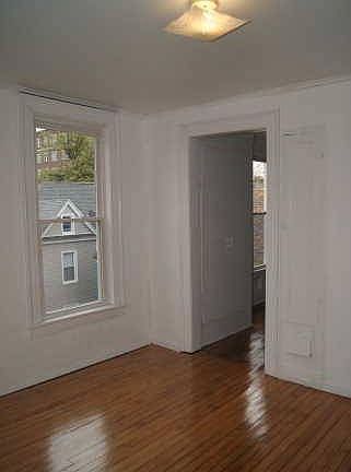 5th image of 14-16 Watson Pl