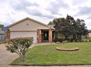1300 S 31st St, Broken Arrow, OK 74014