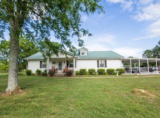 1409 Weeks Rd, Murfreesboro, TN 37127