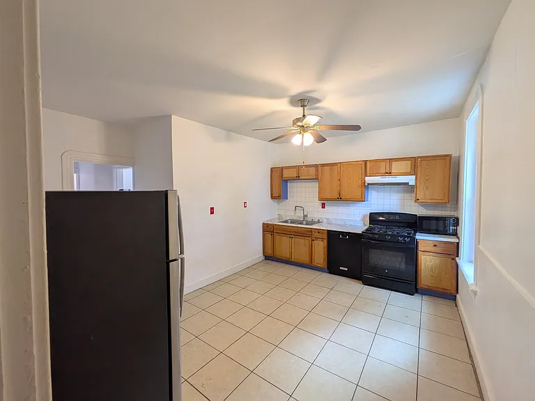 3463 Grace Ave #2 — Photo 5