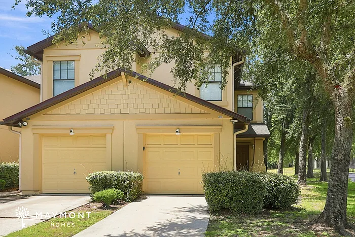 4652 Playschool Dr