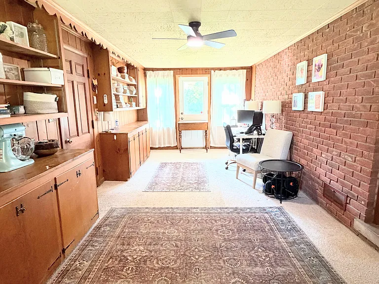 27267 W Forteen Mile Rd — Photo 3