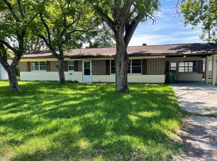 5540 24th St, Zephyrhills, FL 33542