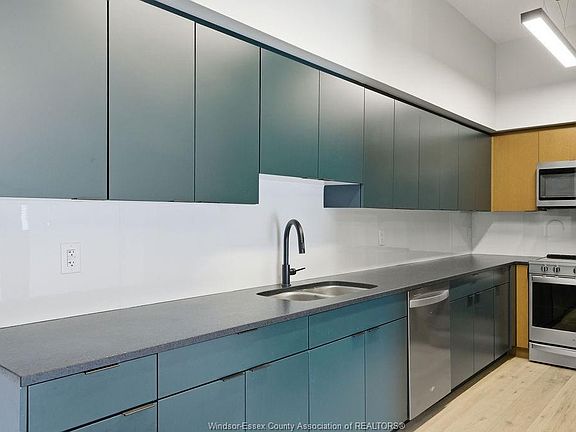 5th image of 200 Manning Rd #110